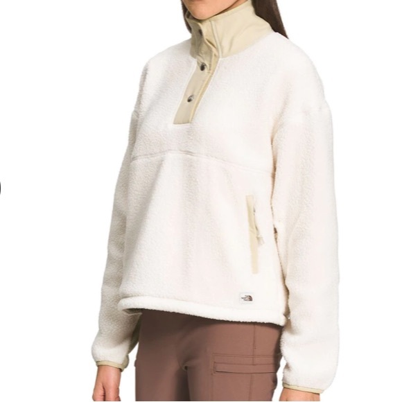 The North Face Womens Cragmont 1/4 Snap Fleece Pullover - Picture 2 of 9
